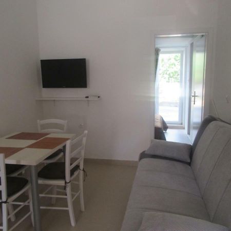 Apartment Vanesa 자다르 외부 사진